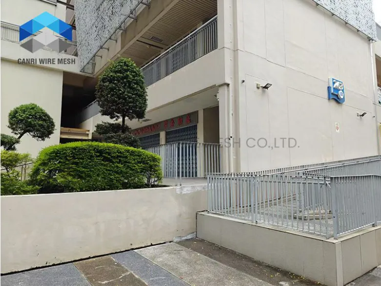 حديدي حديقة على السطح المجلفن