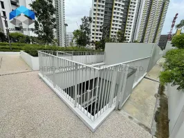 حديدي حديقة على السطح المجلفن